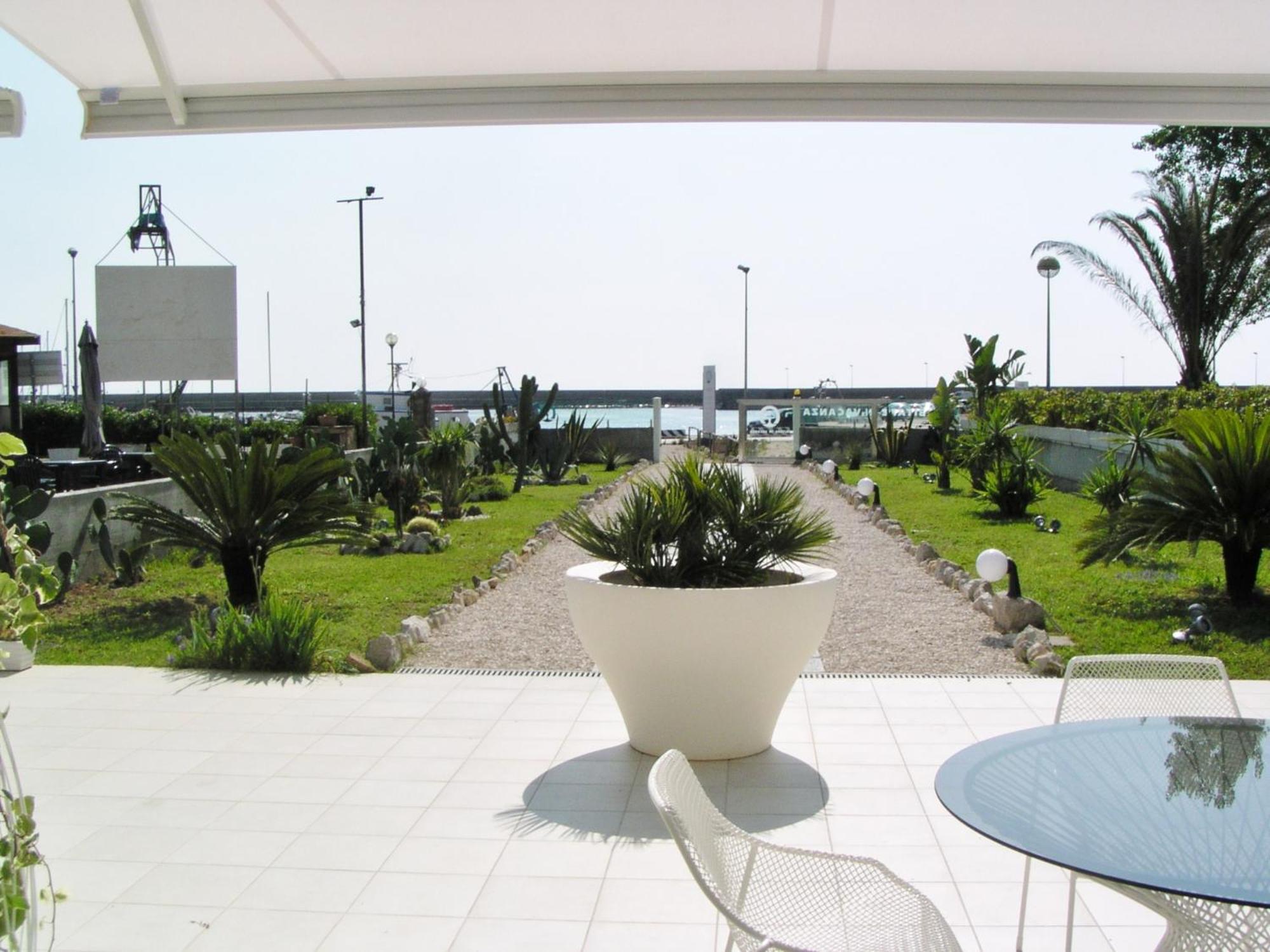 Abitare In Vacanza La Caletta Exteriör bild